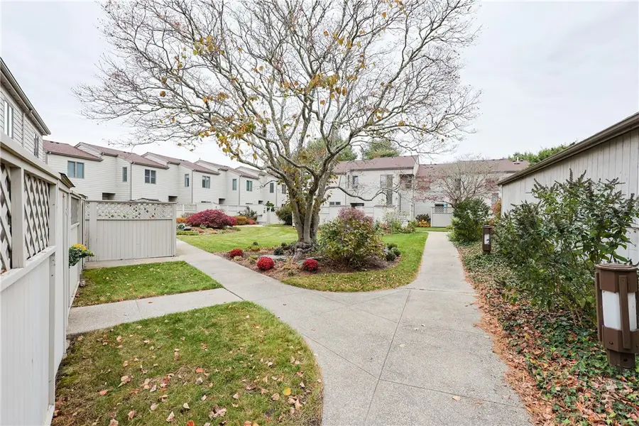 94 Windward Lane, Bristol, RI 02809 - Image #3