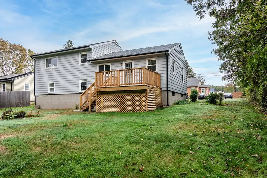 19 Nichols Lane, Westerly, RI 02891 - Image #3