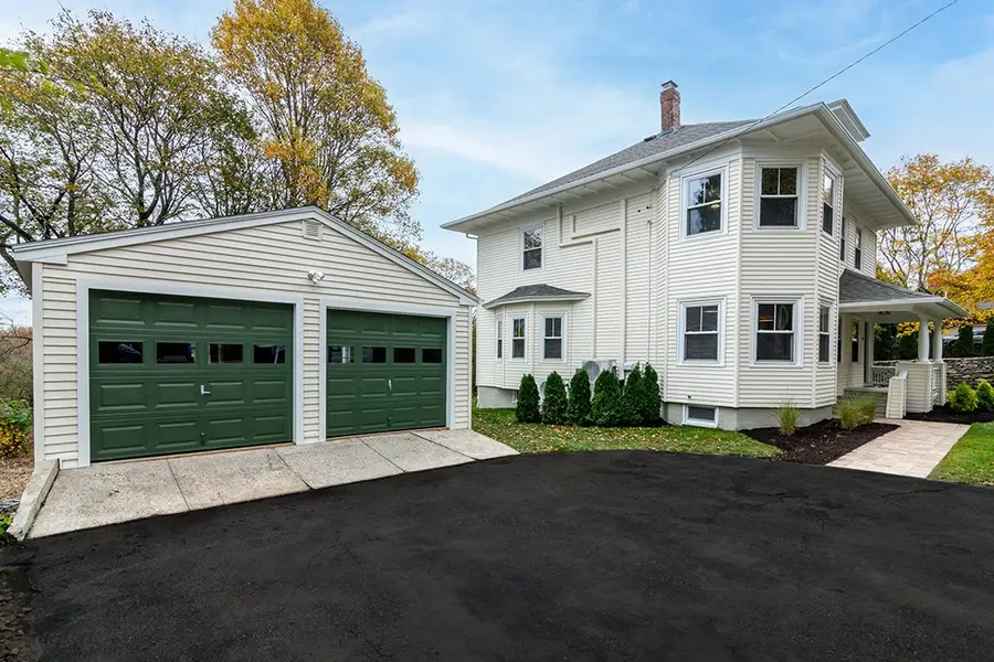 612 Warwick Neck Avenue, Warwick, RI 02889 - Image #3