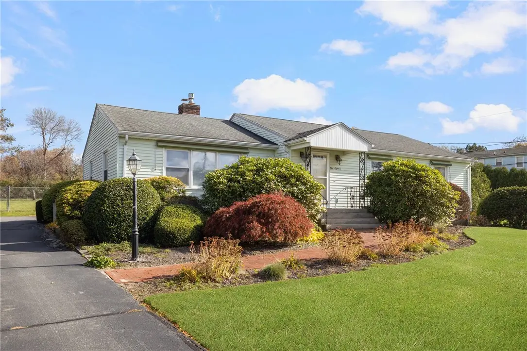 118 Wolcott Avenue, Middletown, RI 02842 - Image #1