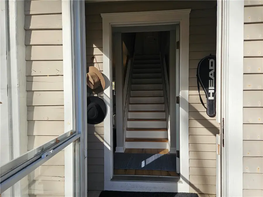 208 Marlborough Street #4, East Greenwich, RI 02818 - Image #3