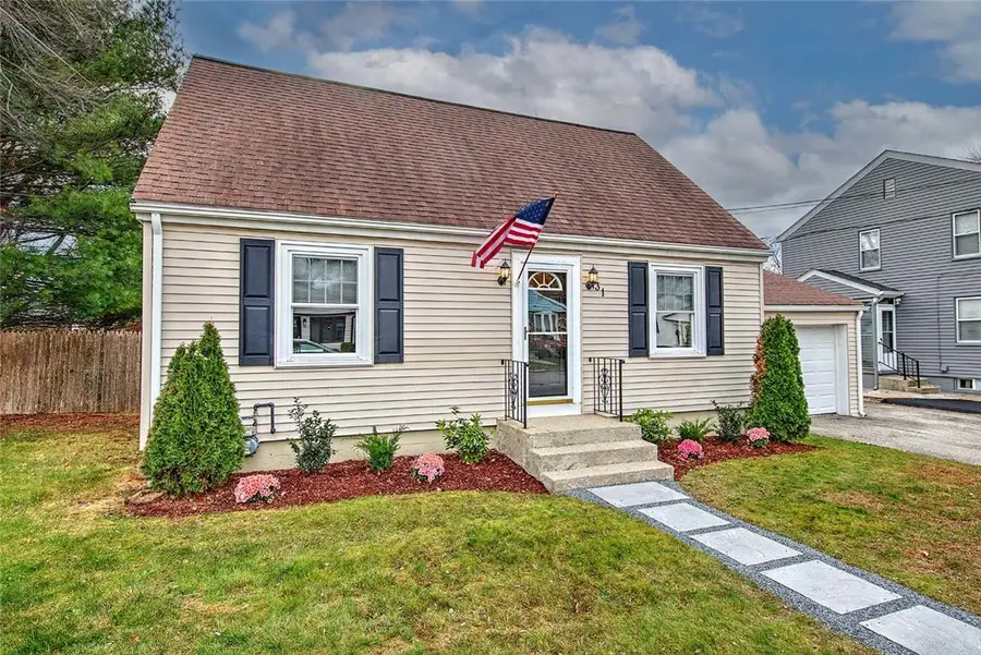 31 Columbus Avenue, North Providence, RI 02911 - Image #2
