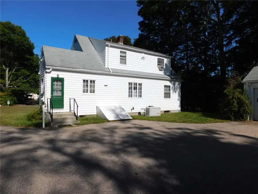 960 Main Street, Hope Valley, RI 02832 - Image #3