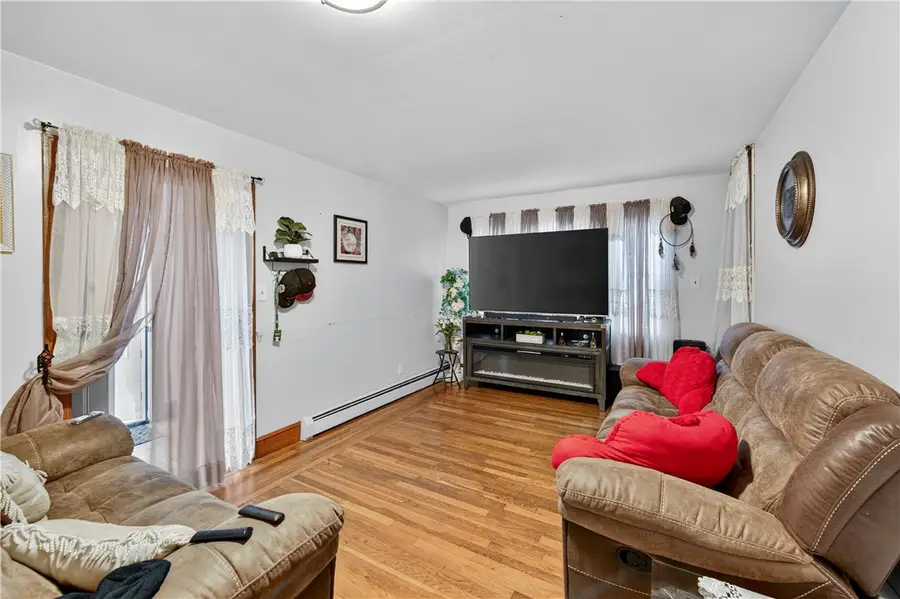 355 Laurel Hill Avenue, Providence, RI 02909 - Image #3