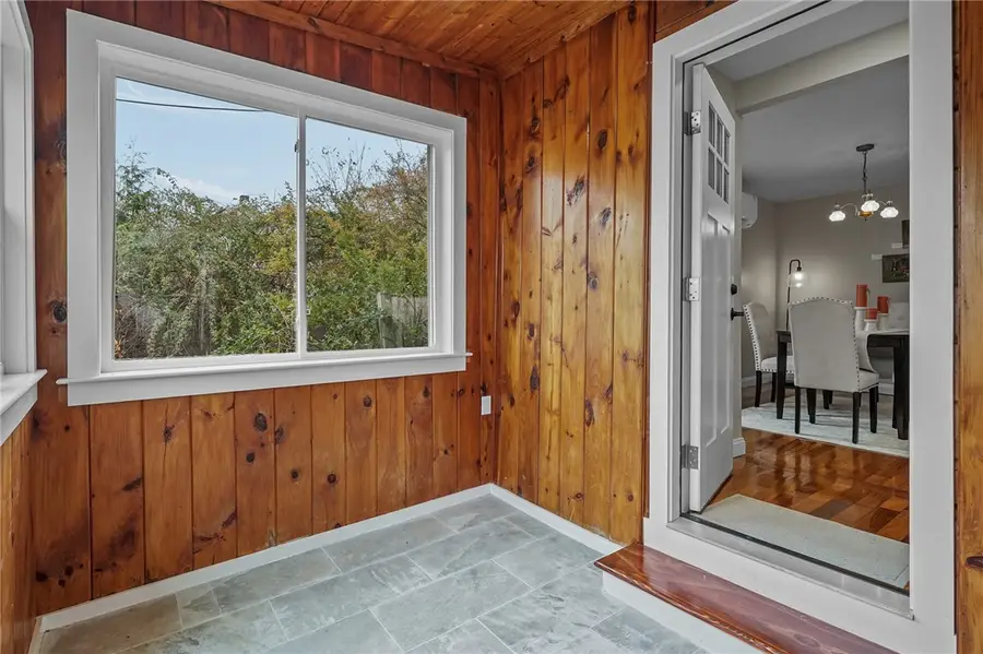 25 Tecumseh Street, Providence, RI 02906 - Image #2