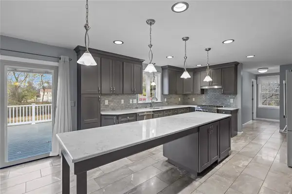 109 Kirby Avenue, Warwick, RI 02889