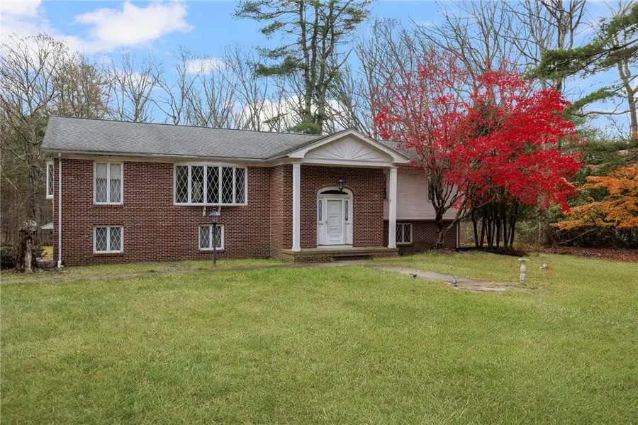 46 Woodsong Drive, Scituate, RI 02857 - Image #2