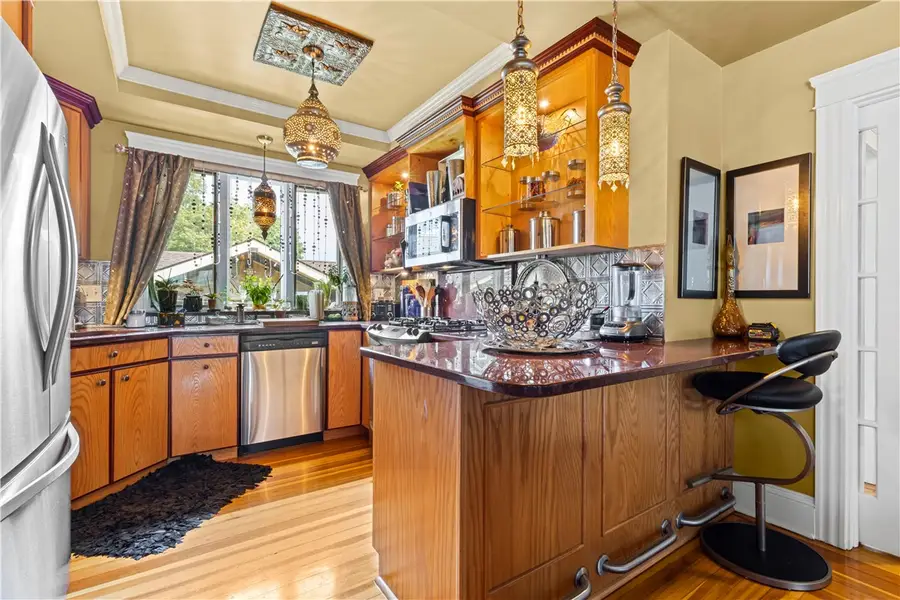 314 Columbus Avenue, Pawtucket, RI 02861 - Image #2