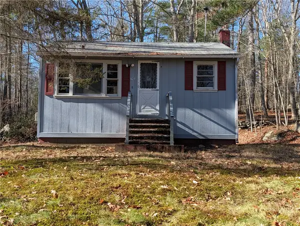 109 Saunders Brook Road, Glocester, RI 02814