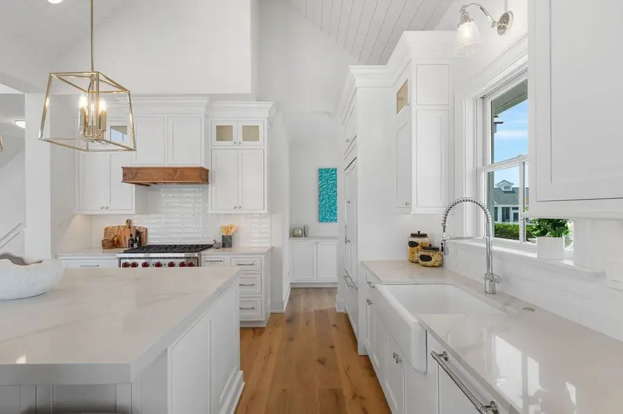 815 Ocean Road, Narragansett, RI 02882 - Image #3