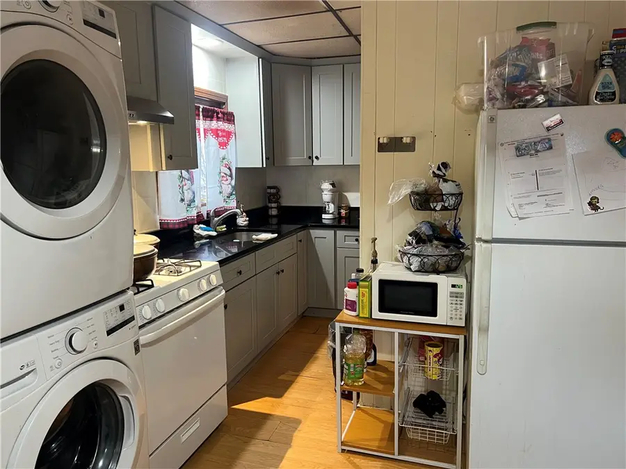 24 Health Avenue, Providence, RI 02908 - Image #3