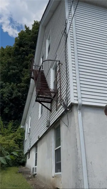 372 Hawkins Street, Providence, RI 02904 - Image #3