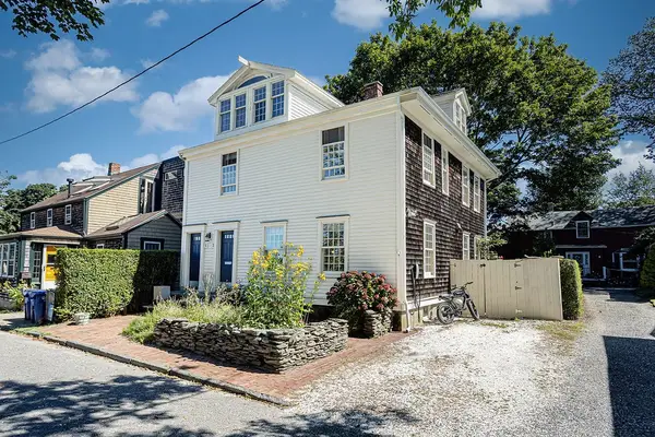 3 Vicksburg Place, Newport, RI 02840