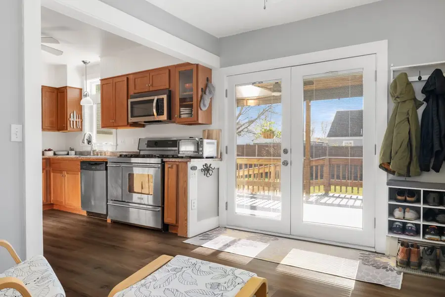 32 Country Club Drive, Warwick, RI 02888 - Image #3