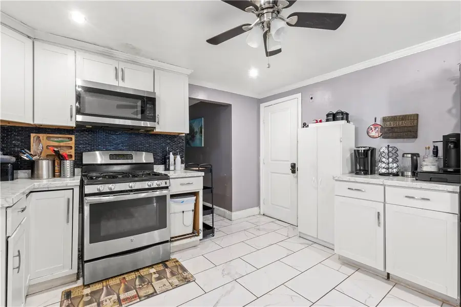 236 Gallatin Street, Providence, RI 02907 - Image #2