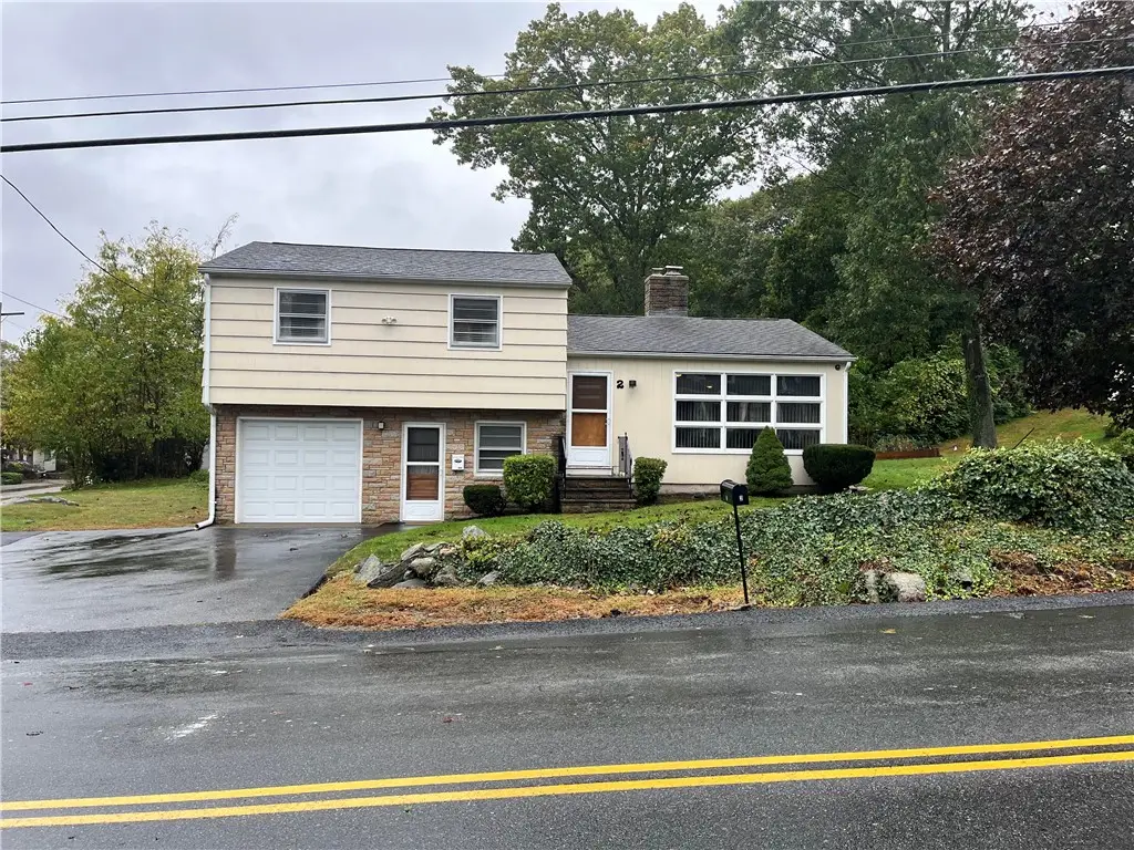 2 Cobble Hill Road, Lincoln, RI 02865 - Image #1