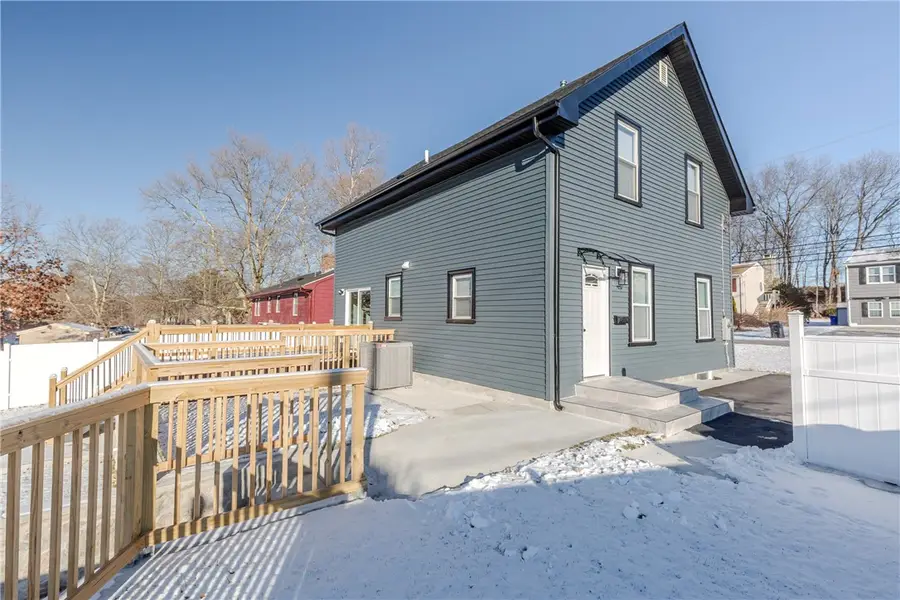 604 Smithfield Road, North Providence, RI 02904 - Image #3