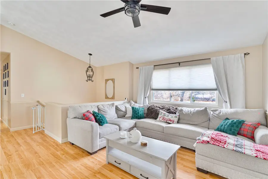 12 Railroad Row, Warwick, RI 02886 - #3