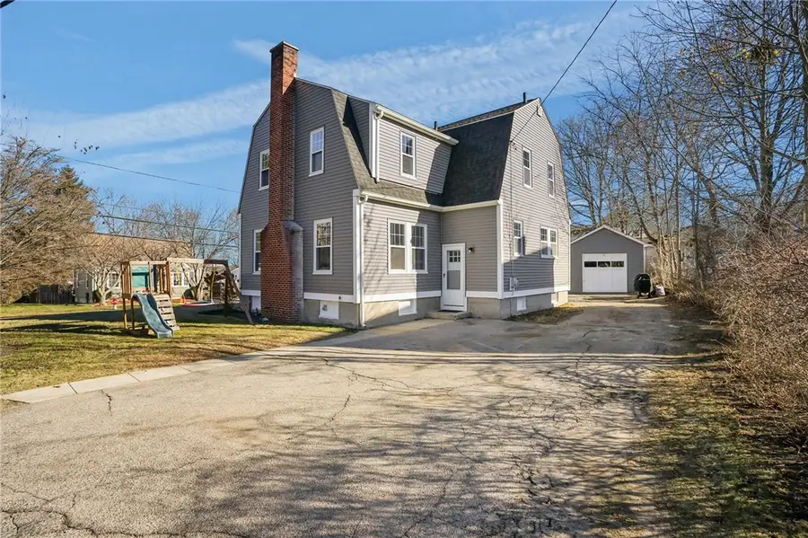 58 Youngs Avenue, West Warwick, RI 02893 - Image #3