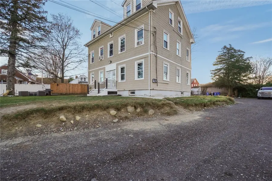 367 Laurel Hill Avenue, Cranston, RI 02920 - Image #2