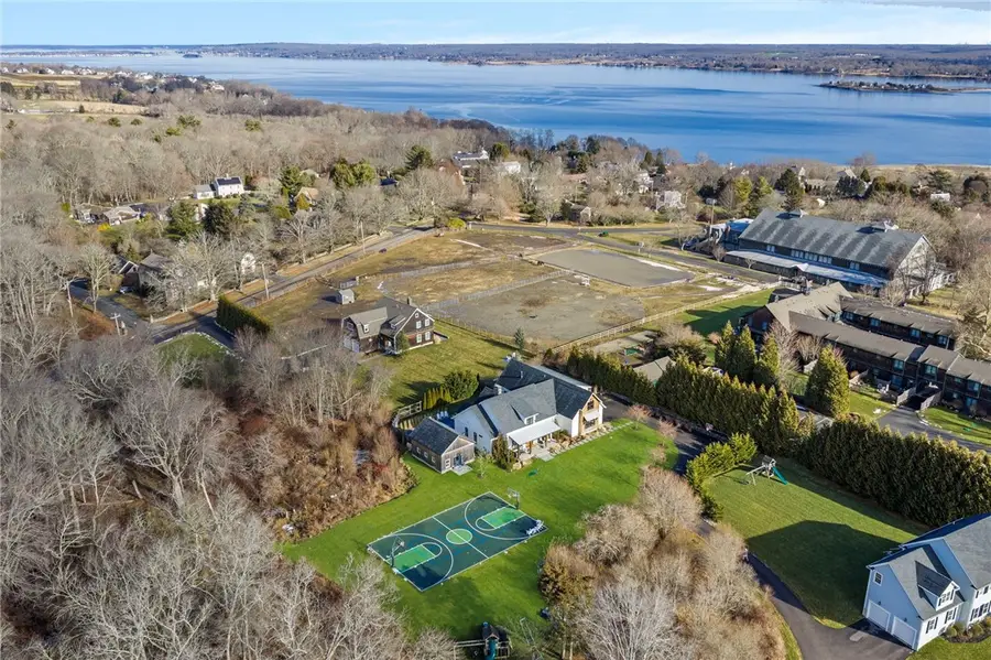 12 Taylor Road, Portsmouth, RI 02871 - Image #2