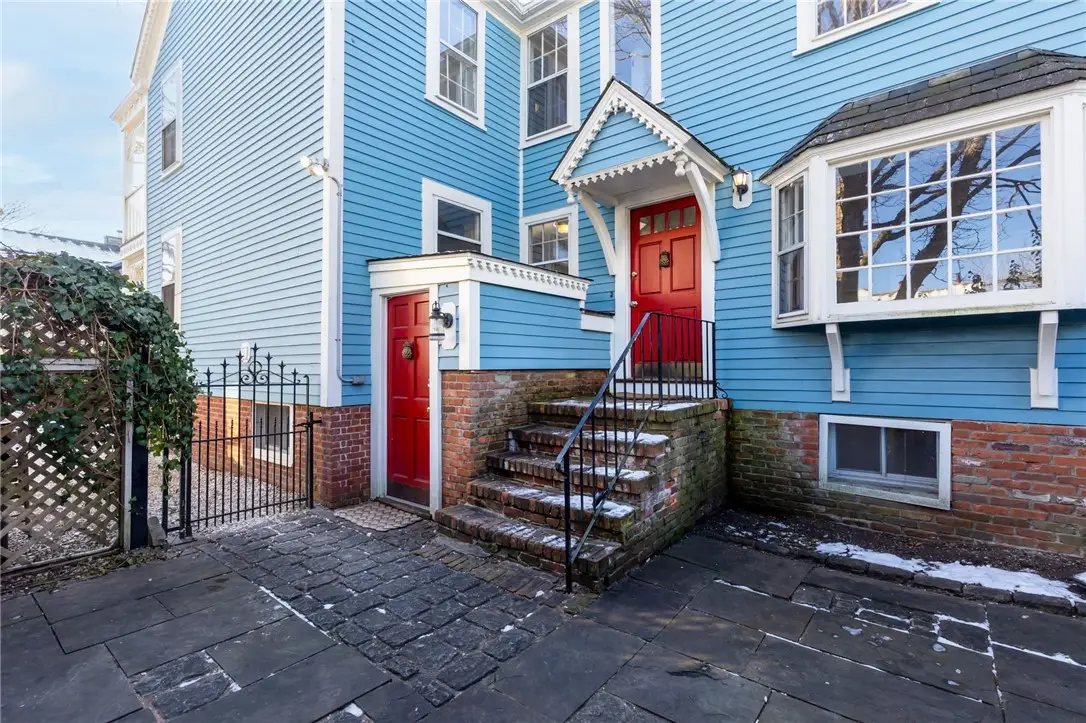 7 Cozzens Court, Newport, RI 02840 - Image #1