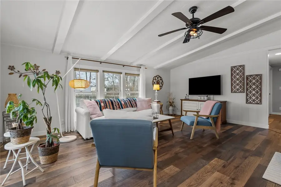 135 North Brayton Road, Tiverton, RI 02878 - Image #3