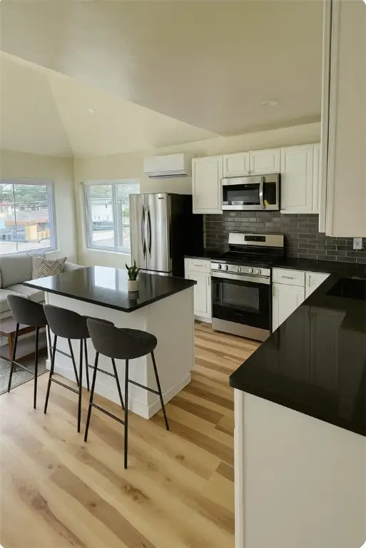 458 Smithfield Avenue, Pawtucket, RI 02860 - Image #2