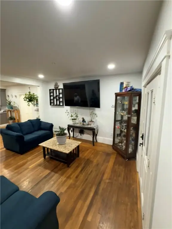 28 Cambridg Street, Providence, RI 02809 - Image #1