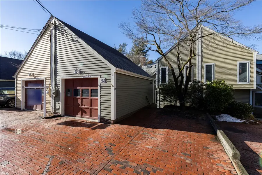 37 Pratt Street, Providence, RI 02906 - Image #2
