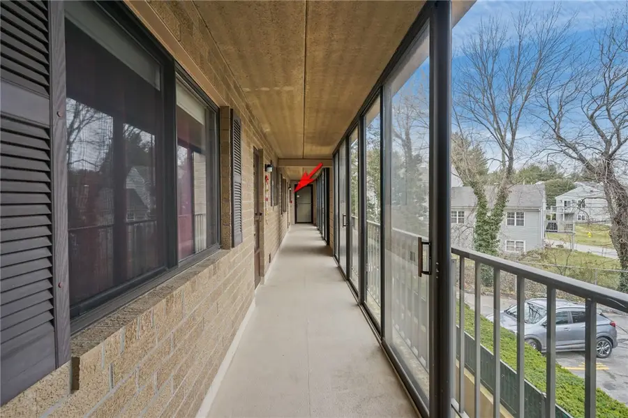 650 East Greenwich Avenue #B5 211, West Warwick, RI 02898 - Image #2