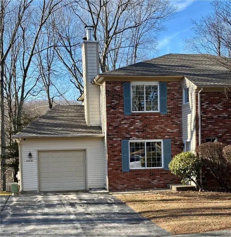 62 Governors Hill #572, West Warwick, RI 02893 - Image #2