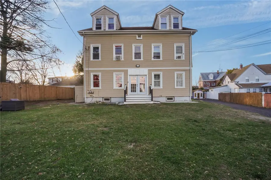 367 Laurel Hill Avenue, Cranston, RI 02920 - Image #3