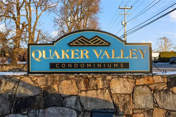 650 East Greenwich Avenue #3/102, West Warwick, RI 02893