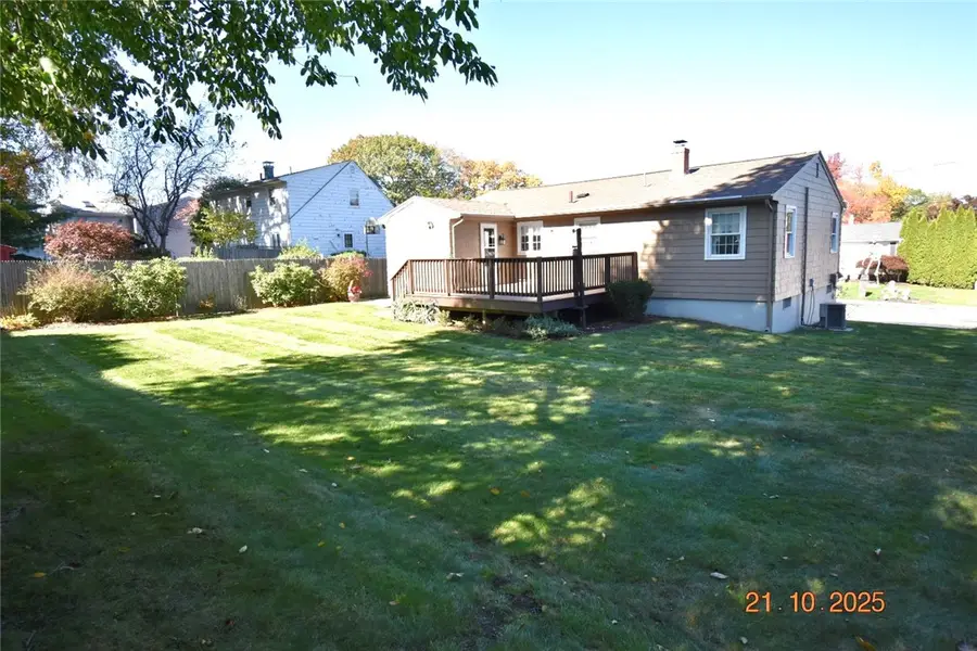 21 Young Street, North Providence, RI 02904 - Image #3