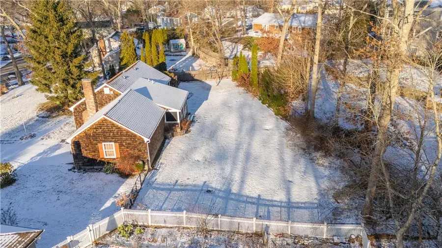 27 Bishop Drive, Cumberland, RI 02864 - Image #3