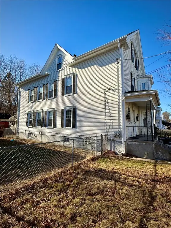 345 Carrington Avenue, Woonsocket, RI 02895 - Image #3