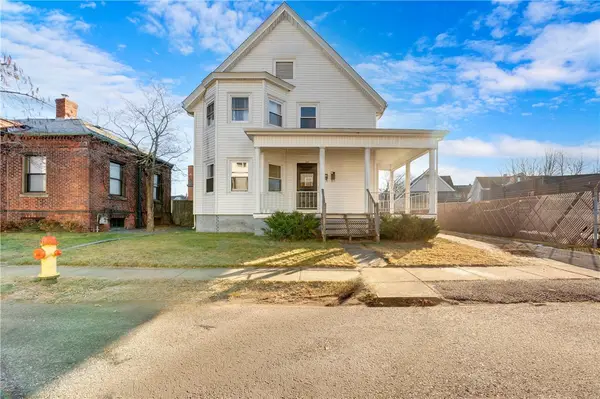 185 Anthony Street, East Providence, RI 02914