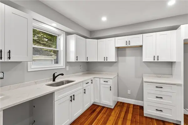 26 Spicer Street, Providence, RI 02905