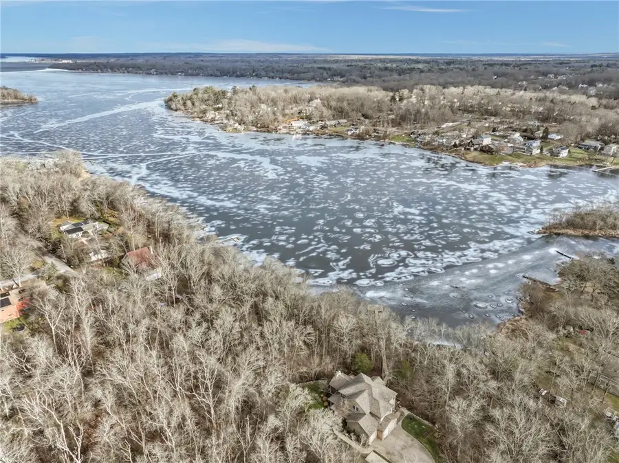 440 Captains Circle, Fall River, MA 02721 - Image #2