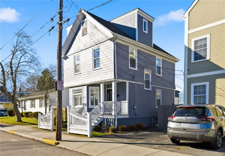 15 Vaughan Avenue, Newport, RI 02840 - Image #3