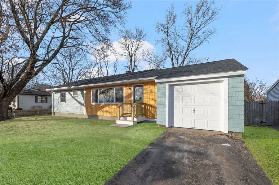 26 Ledge Drive, West Warwick, RI 02893 - Image #3