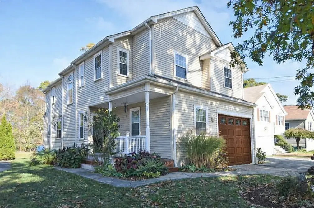 25 Chestnut Street, Cumberland, RI 02864 - Image #1