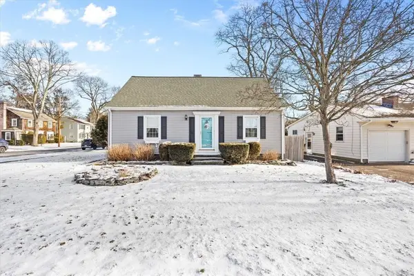 1 Kenton Avenue, East Providence, RI 02916