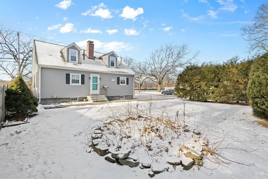 1 Kenton Avenue, Rumford, RI 02916 - Image #3