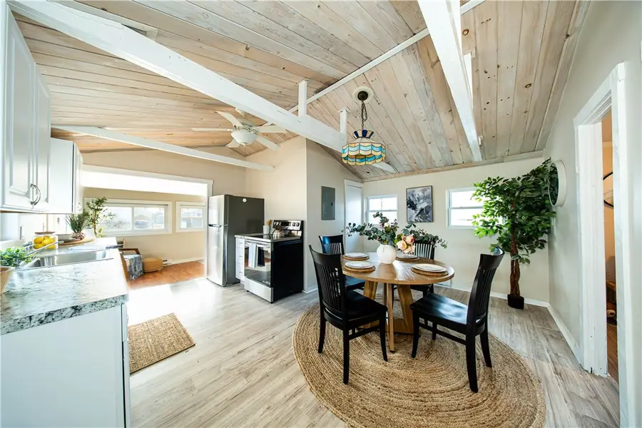 46 E Andrew Comstock Road, Warwick, RI 02886 - Image #3