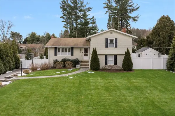 88 Hess Avenue, Warwick, RI 02889