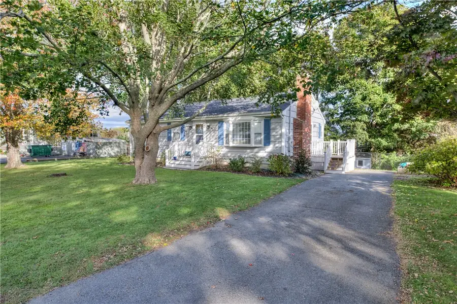 43 Viking Drive, Portsmouth, RI 02871 - Image #2