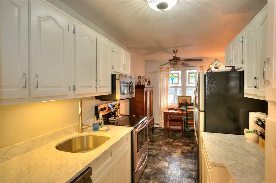 43 Bullocks Point Avenue #4A, Riverside, RI 02915 - Image #3
