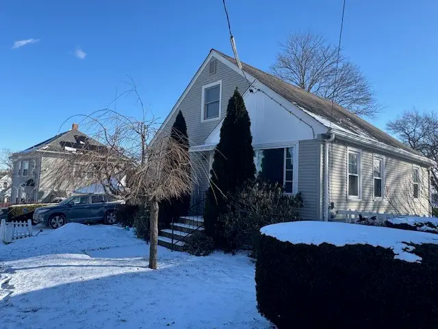 18 Fairmont Avenue, Pawtucket, RI 02860 - Image #3